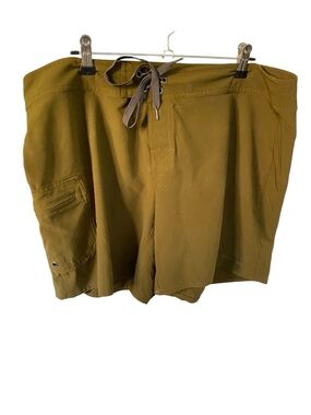 Patagonia Women’s Olive Green Hiking Shorts Size 12